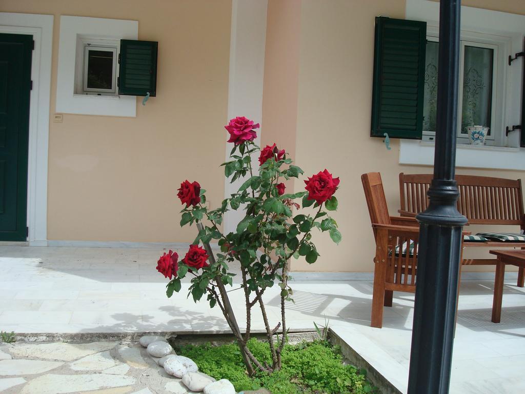 Merlot Village Rental Apartments Karia  Екстер'єр фото